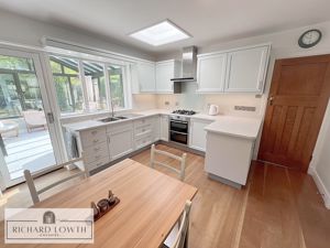 Breakfast Kitchen- click for photo gallery